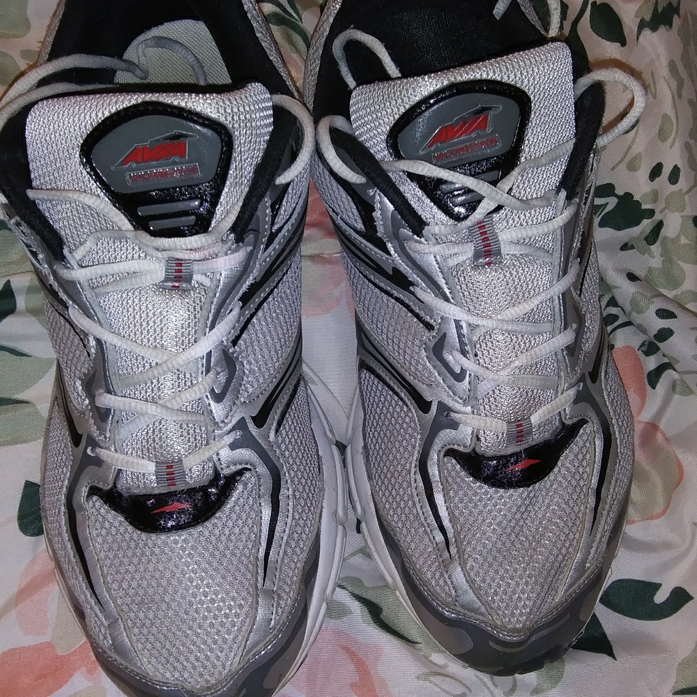 Avila size 14